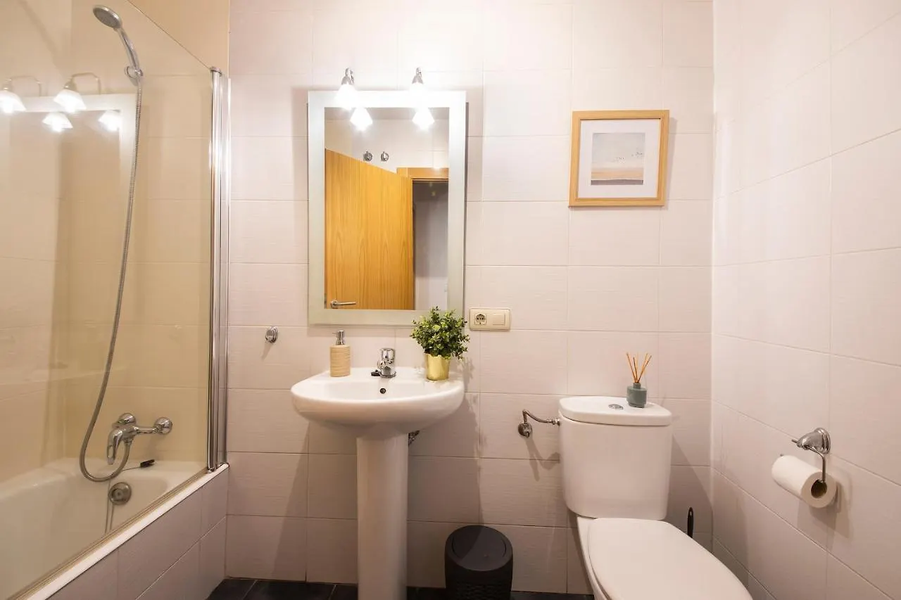 Apartment Legazpi, Apartamento Amplio, Moderno Y Centrico San Sebastian Spain